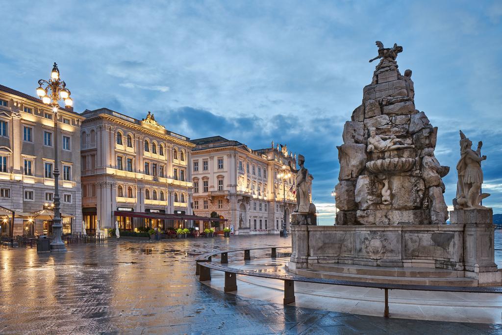 Grand Hotel Duchi d'Aosta Trieste Esterno foto